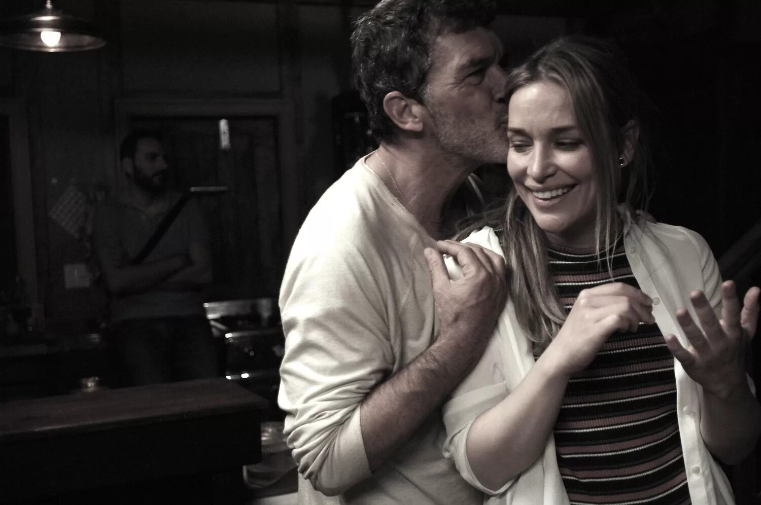 Черное и синее (2019). Уэсли снайпс хаос. Черные триллеры. Венсан кассель черная полоса. Киллиан мерфи 2011.