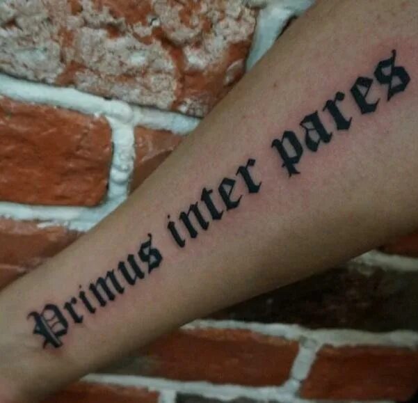 Открытый и закрытый слог в латинском языке. Есть на латинском языке. Разбитый на латинском. Разбитый на латинском. Разбитый на латинском.