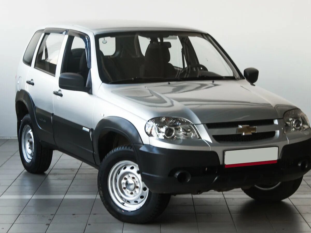 Машина 2123. Chevrolet Niva 2123. Chevrolet Niva 2012. Chevrolet Niva 2000. Chevrolet Niva 2002-2012.