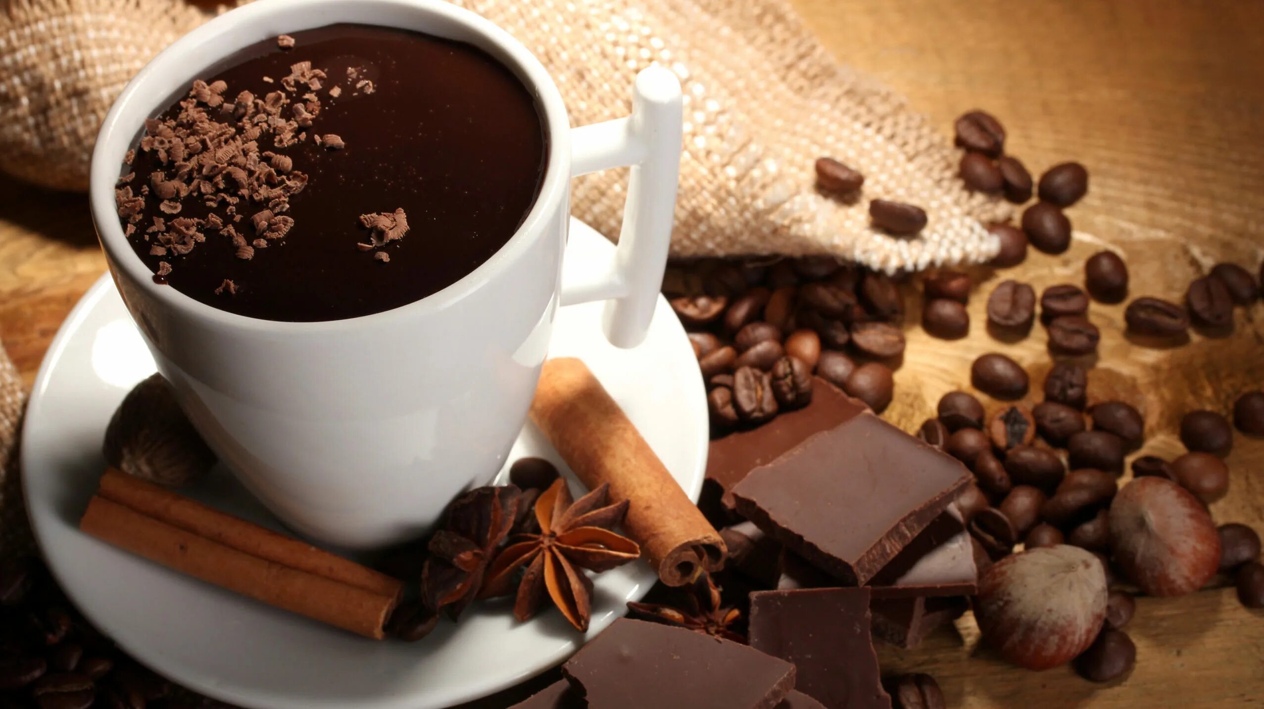 Кон горячий. Кофе и шоколад. Горячий шоколад. Чашка кофе. Чай кофе шоколад.
