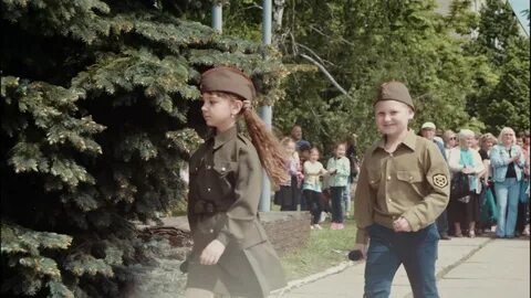 Не ходи на улицу песня