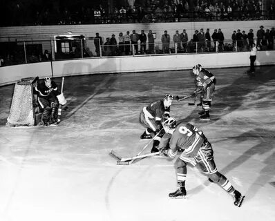 Хоккей 1954