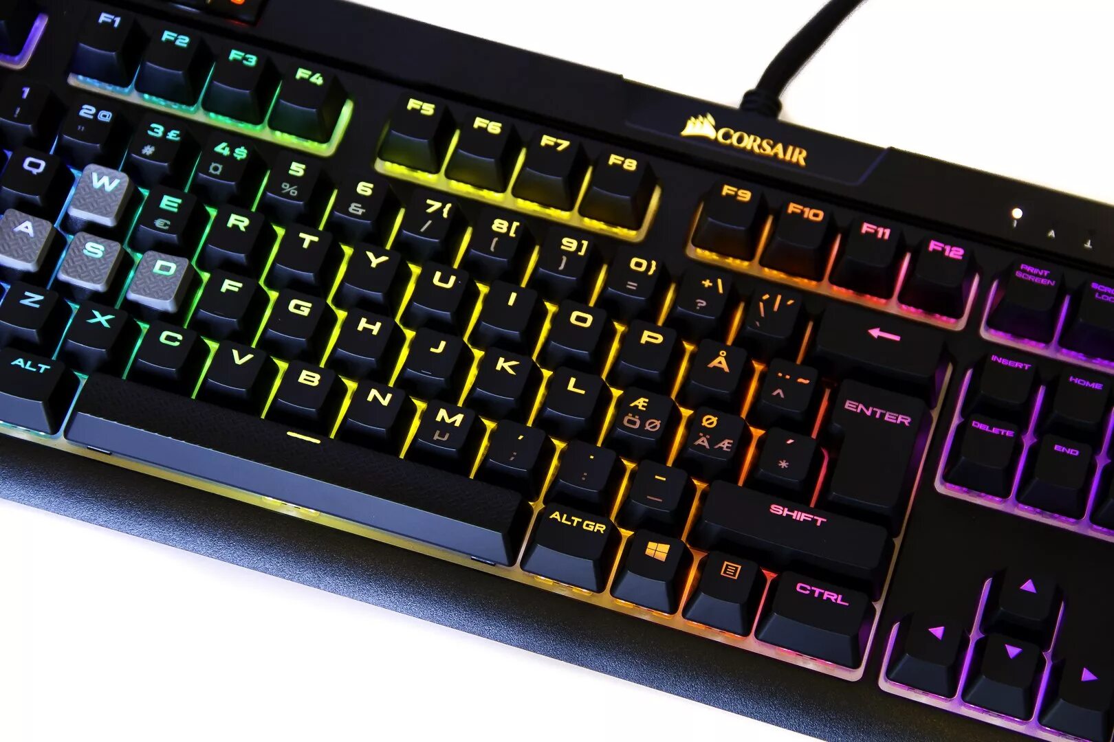 Corsair rgb mk 2. Corsair strafe mk2. corsair strafe rgb mk.2. corsair strafe mk2 клавиатура. клавиатура корсар стрейф.