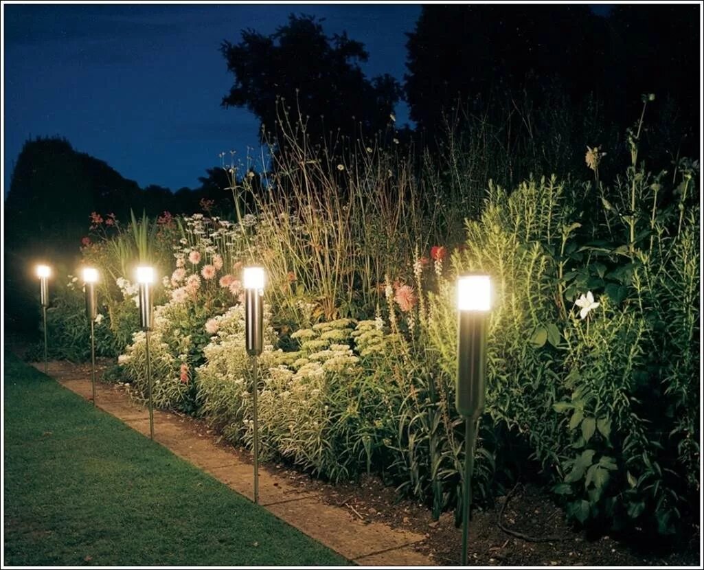 освещение загородного участка. декоративное освещение. михаил маркин ландшафтное освещение. сделаю свет на даче. подсветка на даче.