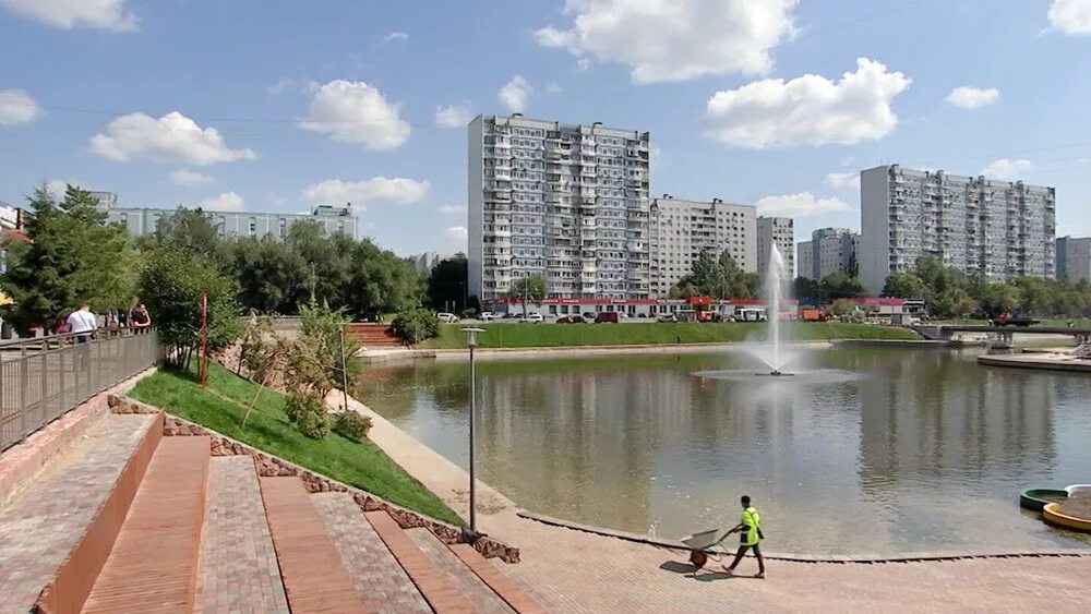 Бирюлево Западное парк. Бирюлево Западное сквер. Яблоневый сад Бирюлево Восточное. Бирюлево Западное парк Яблоневый сад. Фруктовые парки