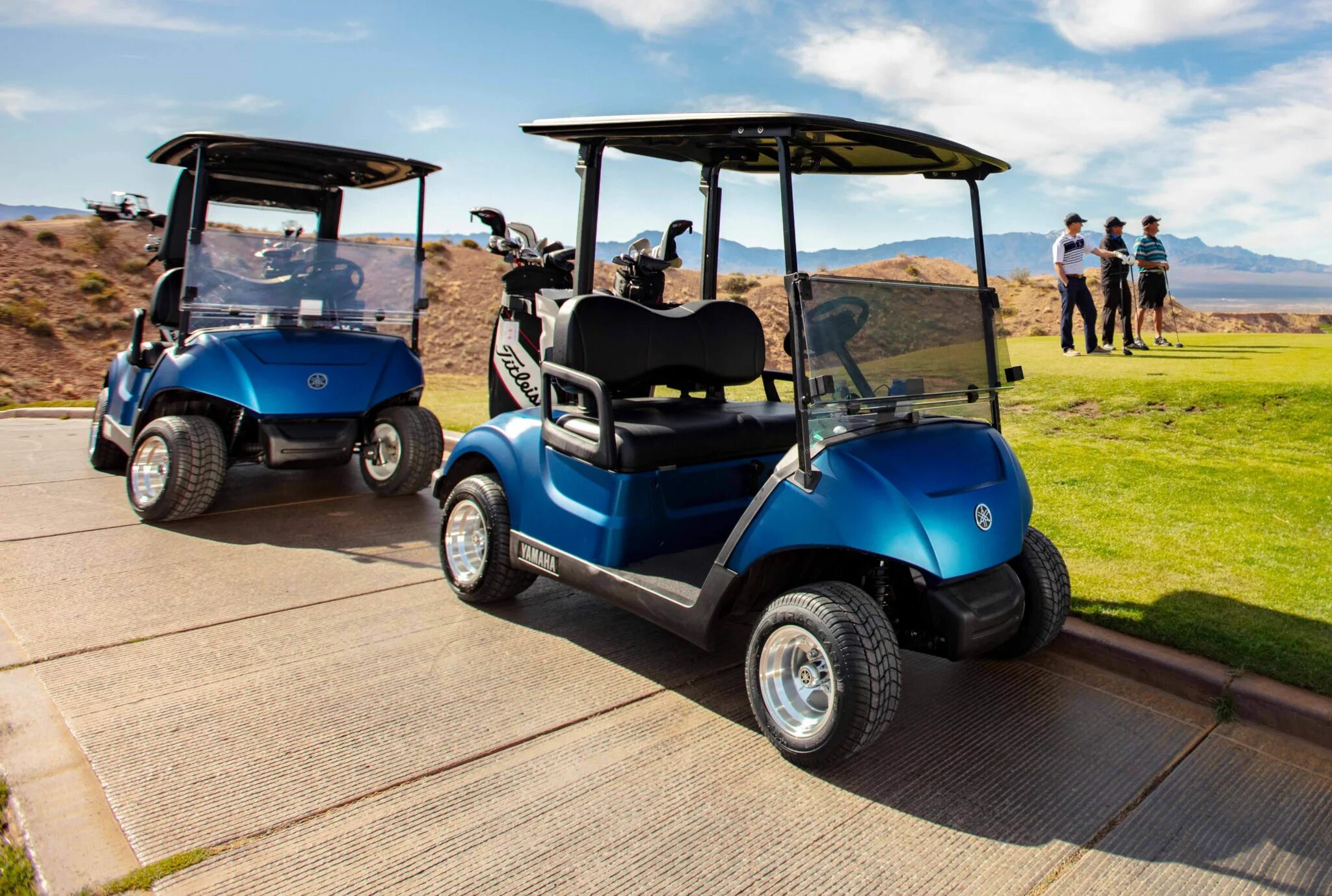 Гольф кар маслякова. Гольф кар билд. Yamaha golf car 4+2. Golf cart. Гольфкар вднх.