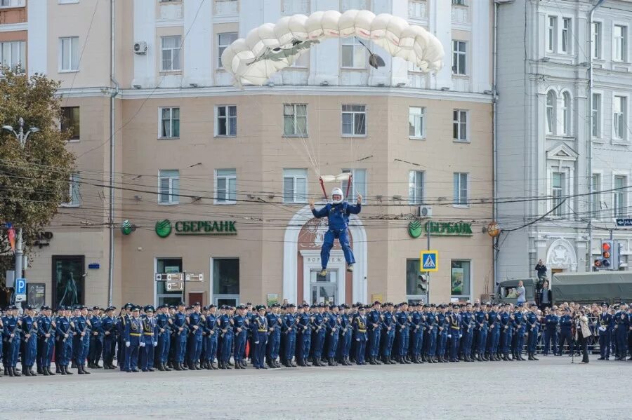 Сайт воронежской академии. Военная воздушная Академия Воронеж. Воронежская Академия имени Жуковского. ВУНЦ ВВС Воронеж. Военная воздушная Академия имени Жуковского и Гагарина Воронеж.