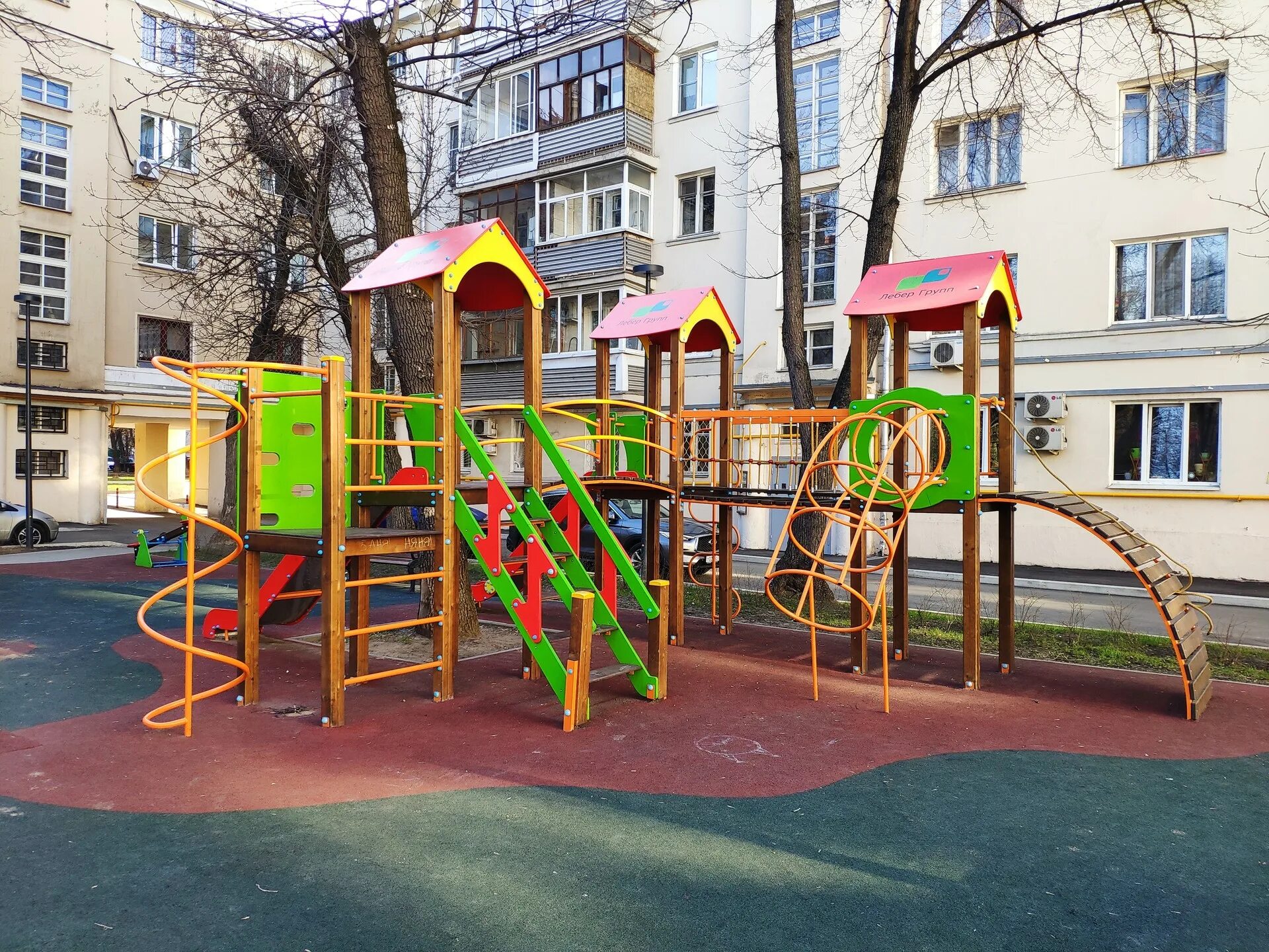 Ул студенческая 2. Студенческая улица 42к3. студенческая улица 42 москва. улица студенческая двор. ул студенческая д 40.