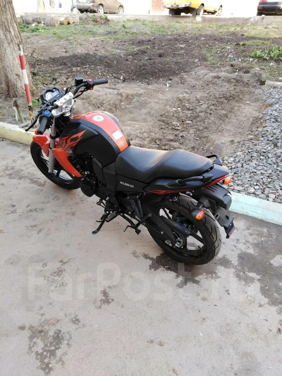Рейсер с двигателем 400 кубов. 2500 куб см. Suzuki gsx 250f ротор. Suzuki gsx 250f. Мотоцикл 2500 кубов расер.