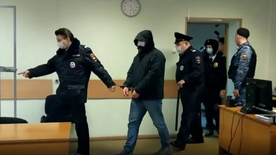 Суд 24 апреля. Суд арестовал водителя. Под стражу из зала суда. Суд Москвы. Зал суда Солнцево.