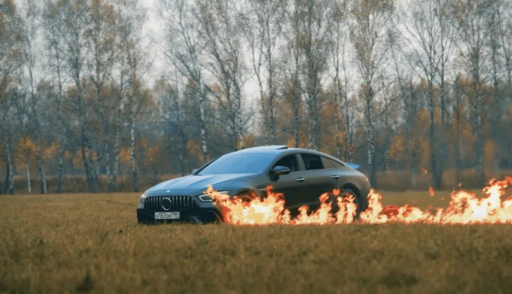 Священник на джипе. Освятить машину. Машины батюшек. Священник на джипе. Машина зажги.