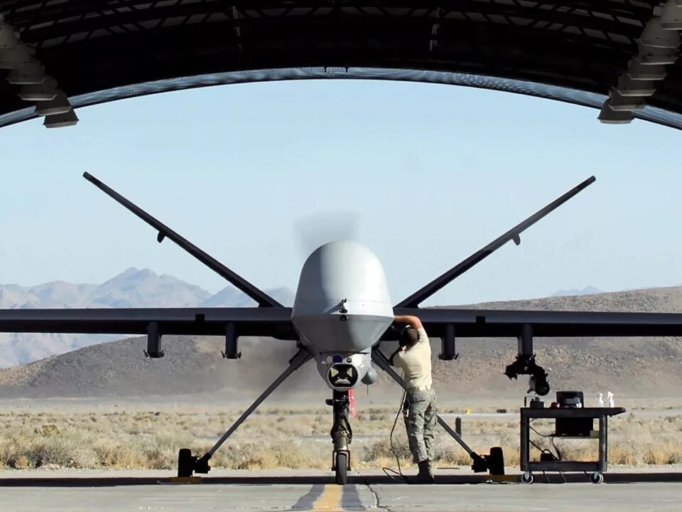 Беспилотник пво. Схема система для борьбы с беспилотными летательными аппаратами. Прибор для борьбы с бпла. Средства рэб для борьбы с беспилотниками. Борьба с летательными аппаратами.