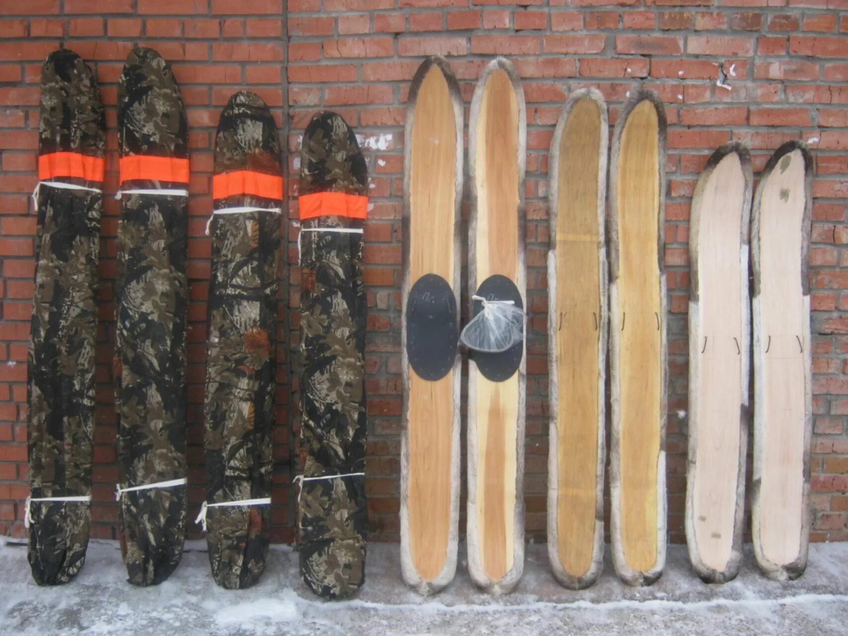 Лыжи ручной работы. Лыжи ручной работы. Лыжи охотничьи камусные абаза. Лыжи пара деревянные. Финские охотничьи лыжи laika.