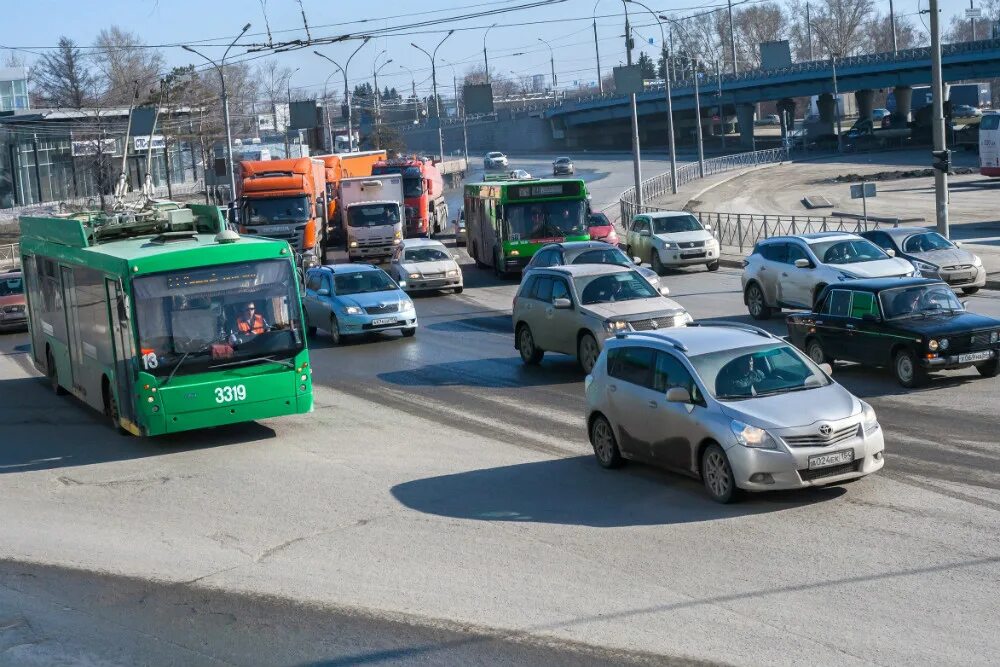 Общественный автомобильный транспорт. Транспорт Новосибирск. Общественный транспорт Новосибирск. Автотранспорт Новосибирск.