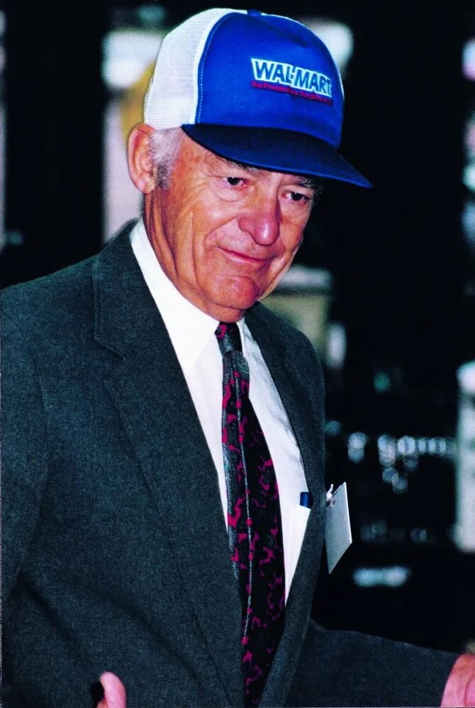 Walmart sam walton. Walmart sam walton. Сэм уолтон. Сэм уолтон волмарт. Сэм уолтон американский предприниматель.