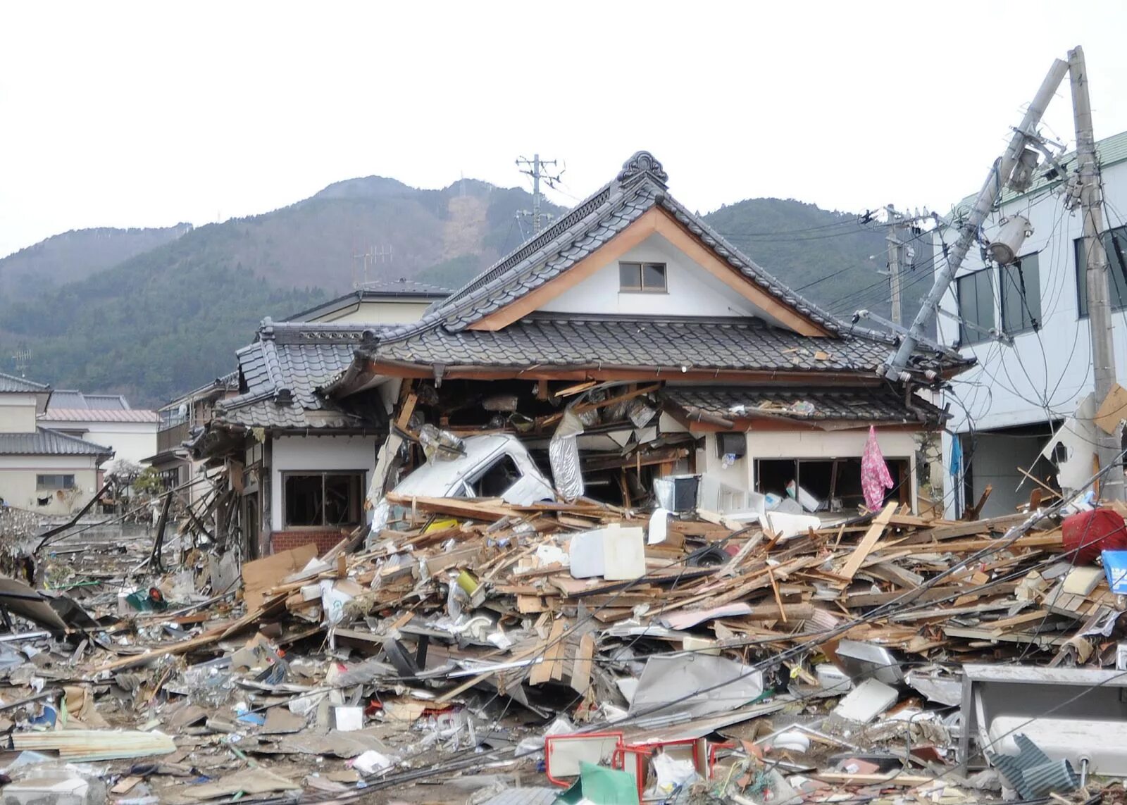 ЦУНАМИ В Японии в 2011. Япония после ЦУНАМИ 2011. Землетрясение в Японии 2023. Природные катаклизмы в Японии. Землетрясение в этом регионе отнюдь не редкие