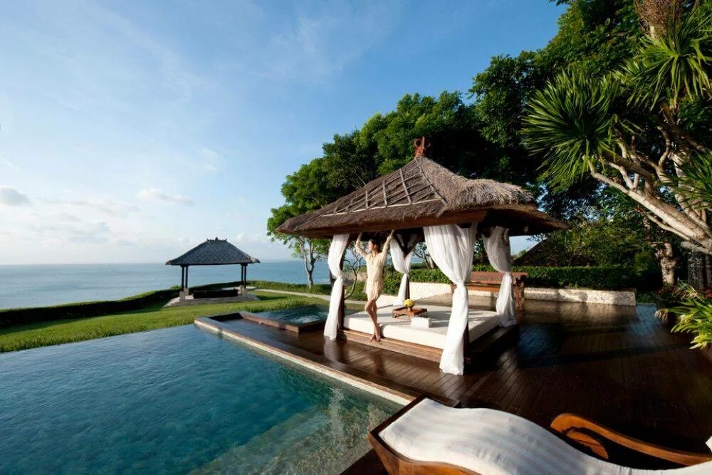 Давай на бали на бали. Аяна Резорт Бали. Остров Бали Индонезия. Айана отель Бали. Бали остров в малайском.