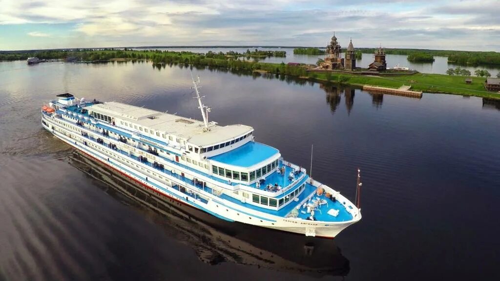северный речной вокзал по золотому кольцу россии. речной круиз плес. круиз московская кругосветка. две столицы теплоход инфофлот. круиз на теплоходе в углич.