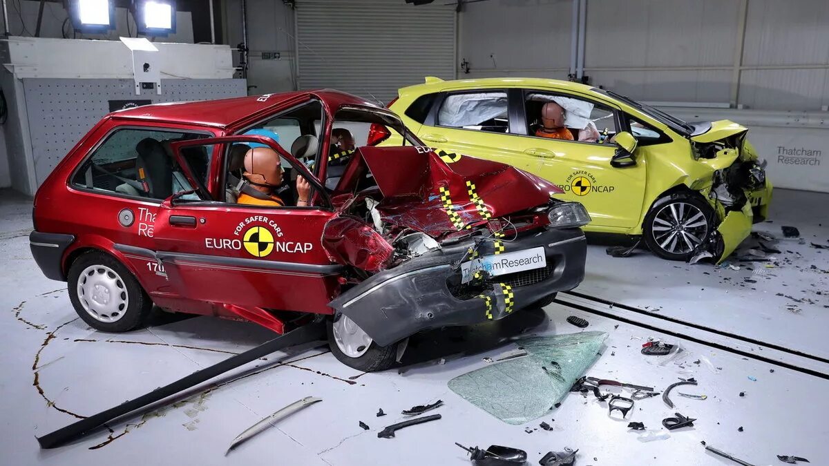 Краш тест машин. Краш тест евро ncap. lada euro ncap. краш тест ровер 100. краш тест rover 100 1997.