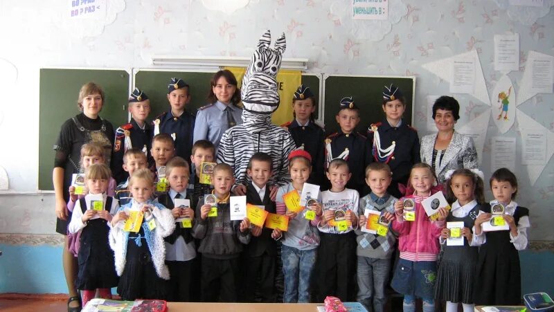 Рп5 таштып. Имекская школа таштыпского района. верх таштыпская школа. село имек таштыпского района. большая сея таштыпский район школа.
