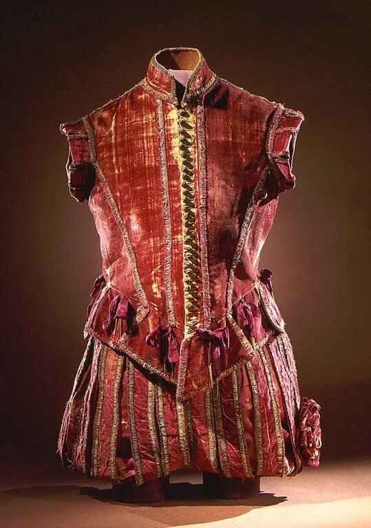 Колет 16. Дублет 16 век одежда. Дублет 16 века. Дублет одежда 16 век мужчины. Гаун одежда 16 век Англия.