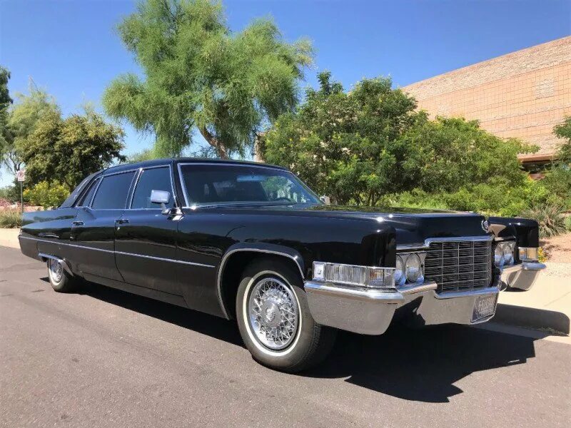 Cadillac fleetwood 1969г. Cadillac series 75 fleetwood limousine. Cadillac fleetwood 75 limousine. Cadillac fleetwood 75. 1967 cadillac fleetwood 75 limousine.