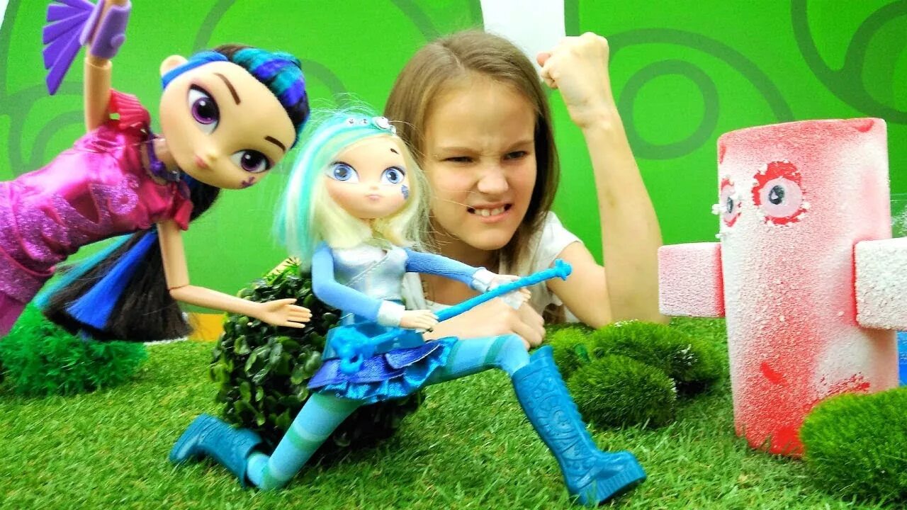 Алиса включи куклой. Игрушки для девочек сказочный патруль.