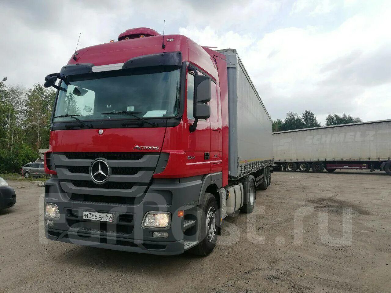 Mercedes-Benz Actros 4x2. Мерседес Бенц Актрос сцепка. Мерседес Бенц Актрос красный. Мерседес Актрос 2005.