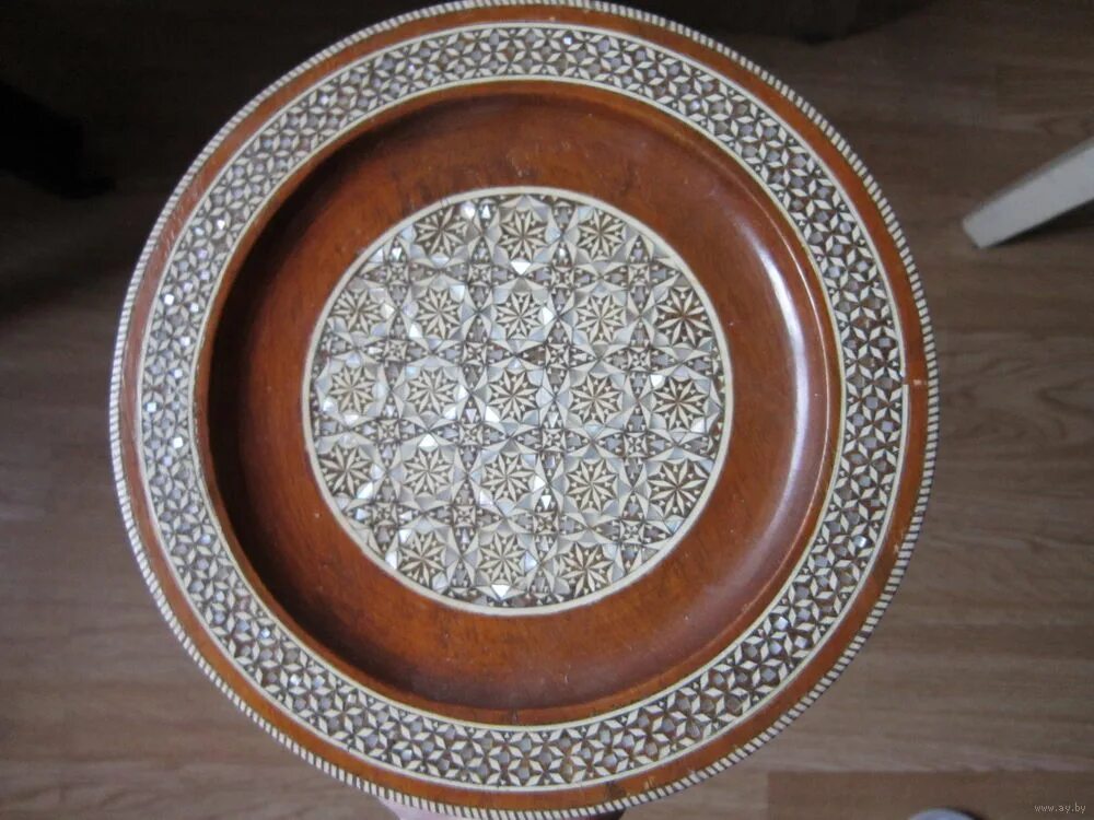 перламутр 042 и 057. панно инкрустированное перламутром. украшения с перламутром. деревянная тарелка инкрустированная перламутром. кольцо с перламутром серебро.