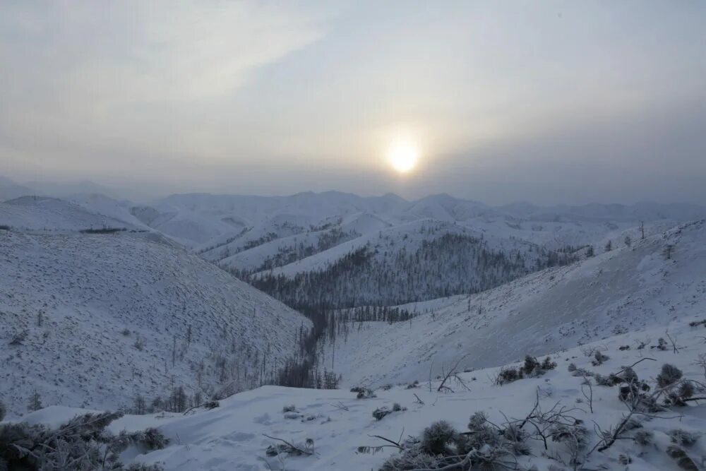 Томпонский улус горы. Село Тополиное Якутия. Тополиное Томпонский район. Тополиное якутия