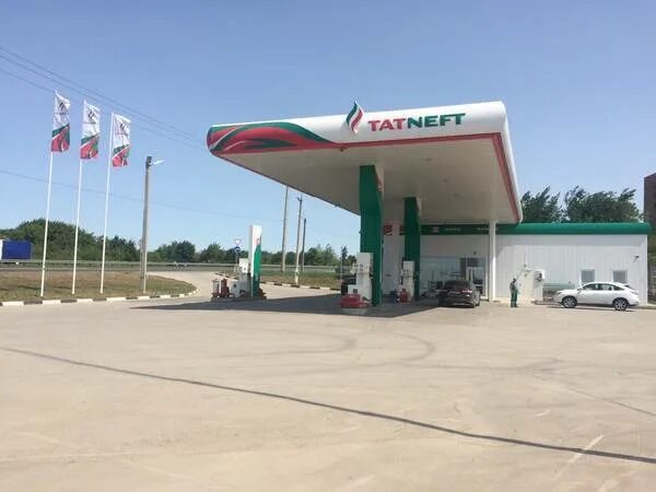 Заправка азс татнефть. Заправка татнефть на московском шоссе 32а. Татнефть самара. Татнефть сьара собственников. Азс татнефть green light.