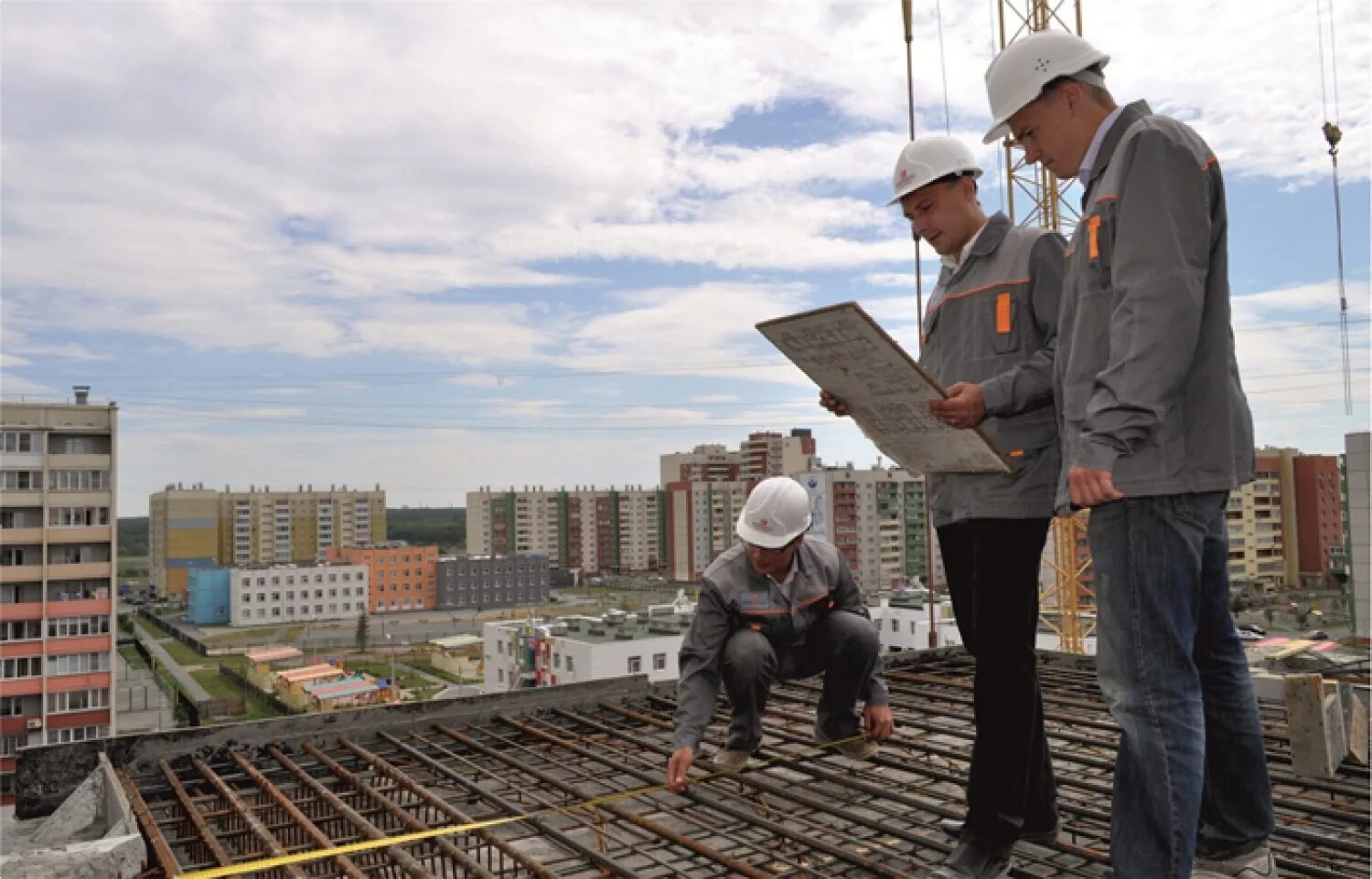 Технический надзор в строительстве это. Строительные работы. Контроль на стройке. Строительный надзор в строительстве. Технадзор на стройке.