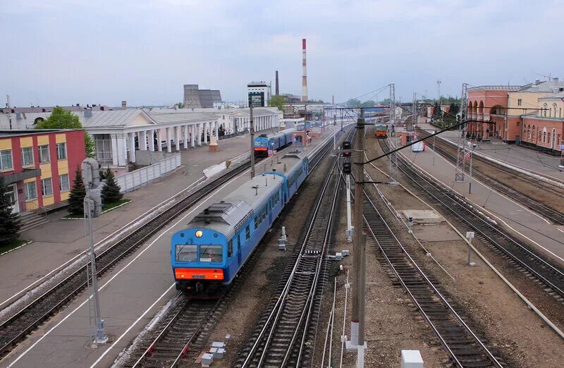 Брянск орел время. Карачев жд вокзал. брянск орёл железная дорога карачев. жд станция карачев. михайловский рудник орел.