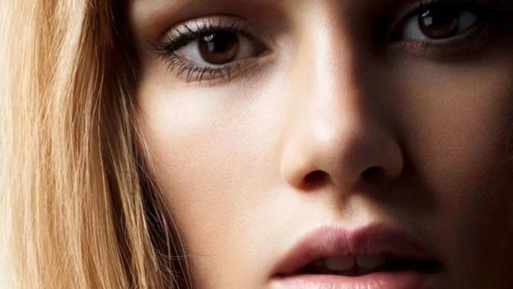 Сьюки уотерхаус 2023. Мод суки. Сьюки уотерхаус чулки. Мод суки. Сьюки уотерхаус блонд.