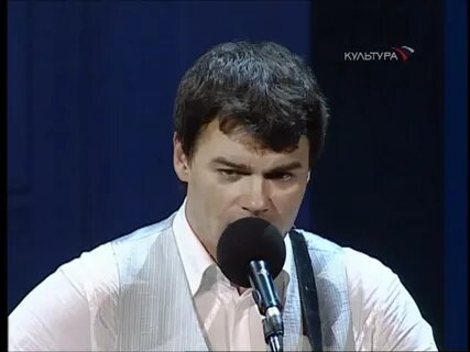 Что так сердце растревожено слушать