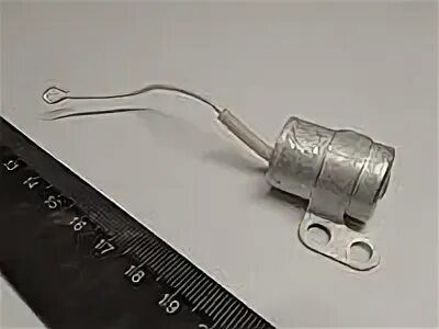 Конденсатор трамблера ваз 2106. Конденсатор трамблера ваз 2101. Помехоподавляющий конденсатор генератора газ 3102. Конденсатор на иж планета 4. Конденсатор генератора 2105 к73-21.