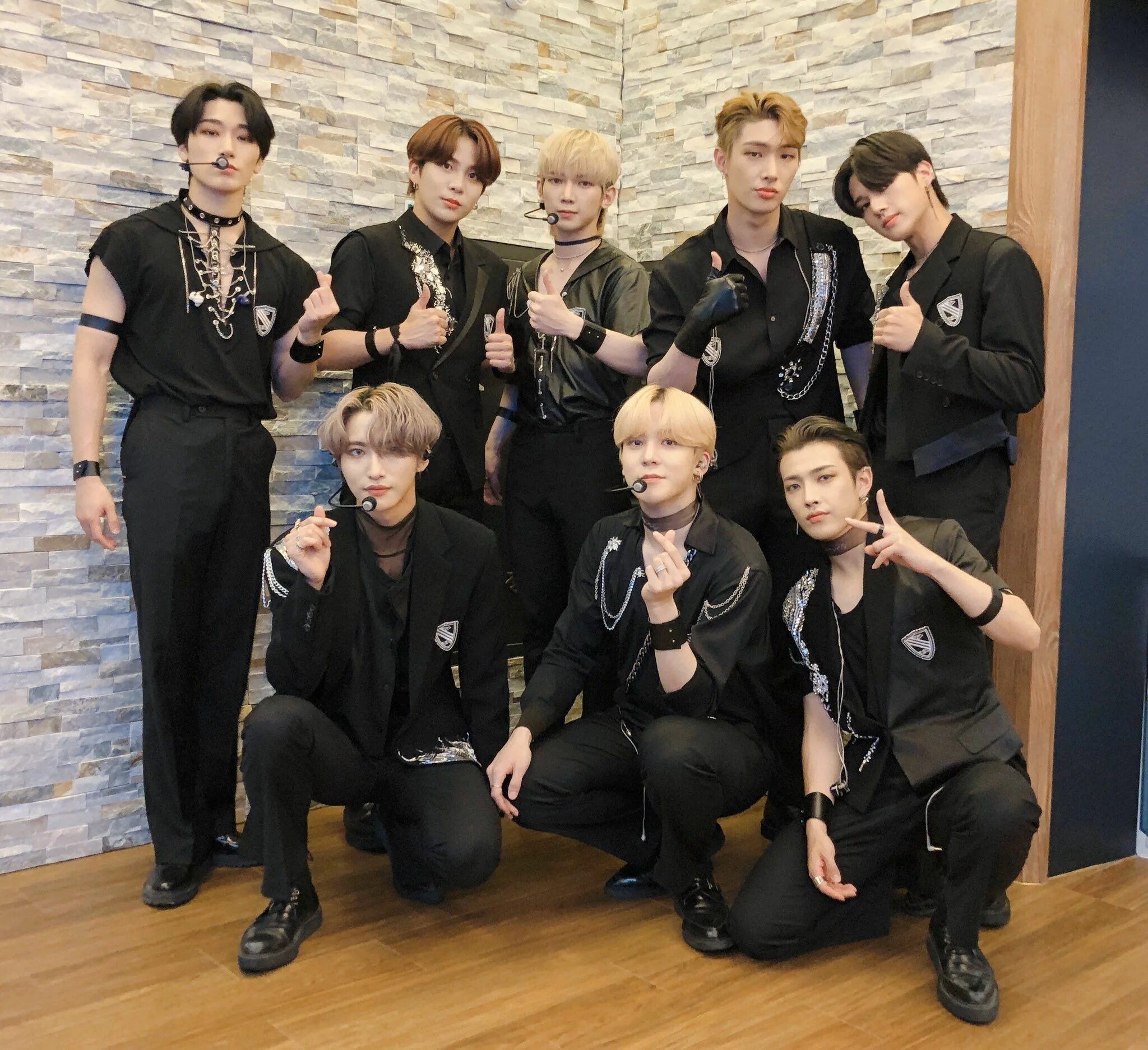 Unki музыка. Ateez. ateezmingi ateez. группа unki. unki оперсайфер.