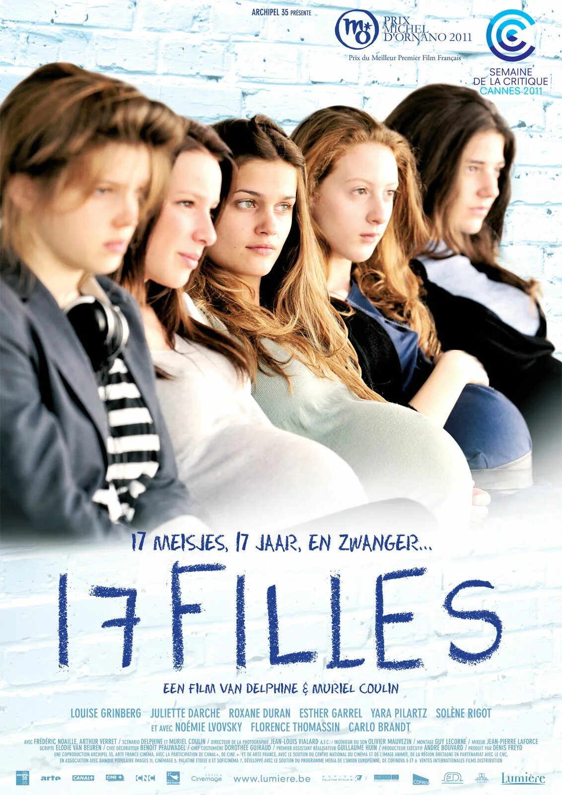 17 девушек 2011. Луиз гринбер 17 девушек. 17 девушек фильм. французский фильм 17 девушек.