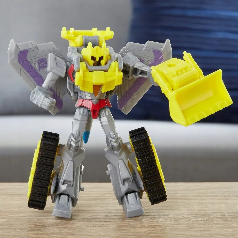 Transformers spark. Игрушки трансформеры кибервселенная спарк армор. трансформеры hasbro cyberverse. hasbro transformers кибервселенная. трансформеры хасбро кибервселенная.