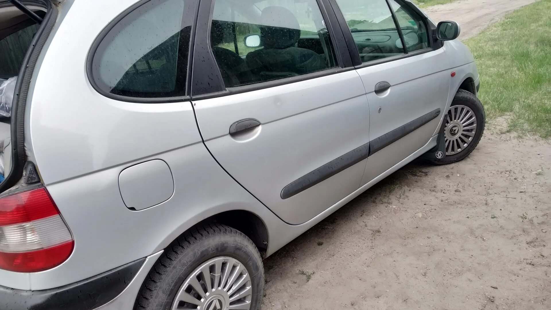 Сценик 1 рестайлинг диски. Рено сценик 1. рено сценик 1 рестайлинг. renault scenic 1 рестайлинг. цвета рено сценик 1.