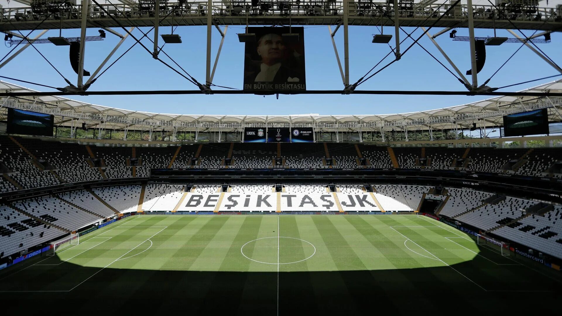 Стадион бешикташ. Vodafone Park Besiktas. Стадион Бешикташа. Стадион Бешикташа в Стамбуле.