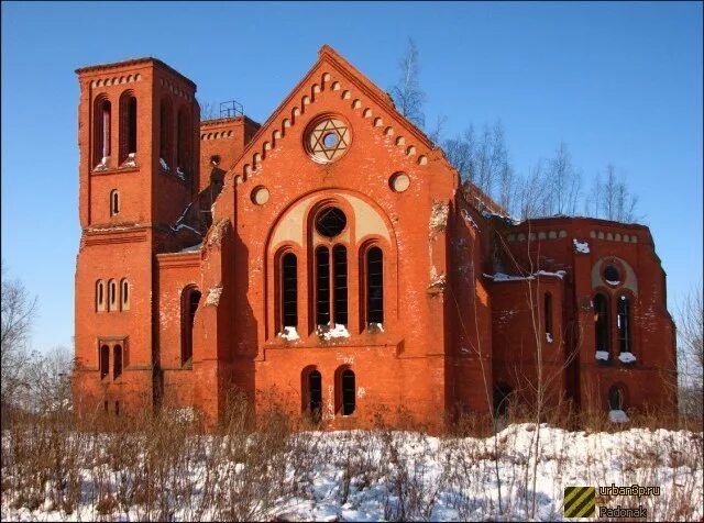 Чернышевское калининград. Кирха эйдкунен чернышевское. Кирха эйдткунена в чернышевском. Кирха эйдкунен чернышевское. Чернышевское калининград.