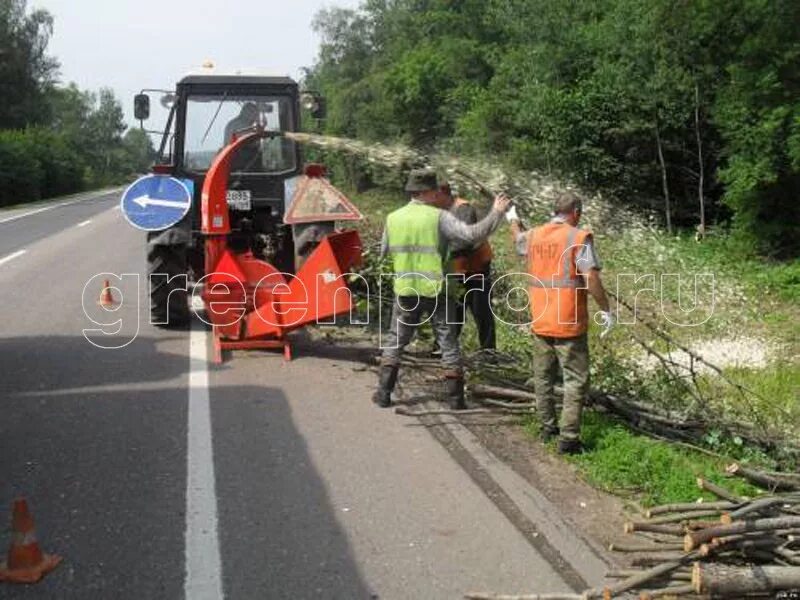 Расчистка полосы отвода. Расчистка дорожной полосы. дробление дороги. уборка порубочных остатков. расчистке полосы отвода от кустарника.
