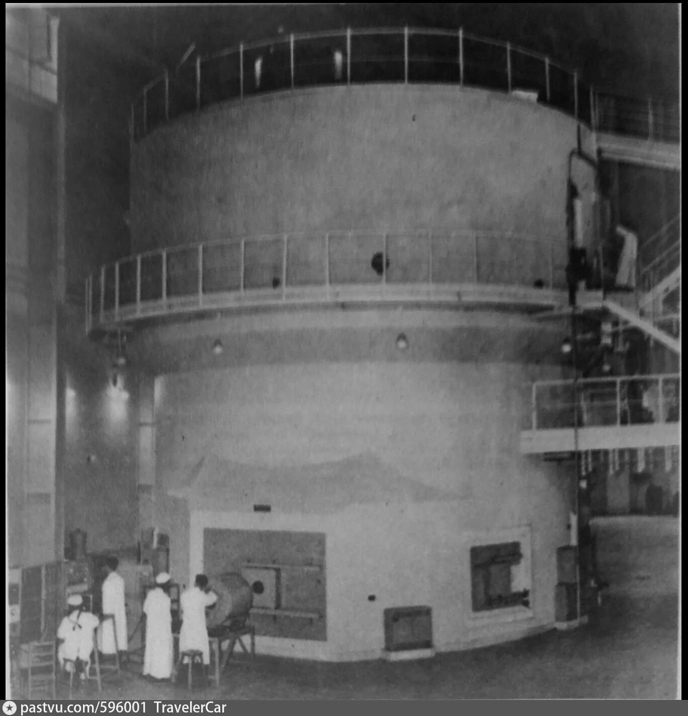 Ядерный реактор ф-1. Первый ядерный реактор Курчатова. Первый атомный реактор в СССР. Первый ядерный реактор в мире 1942.