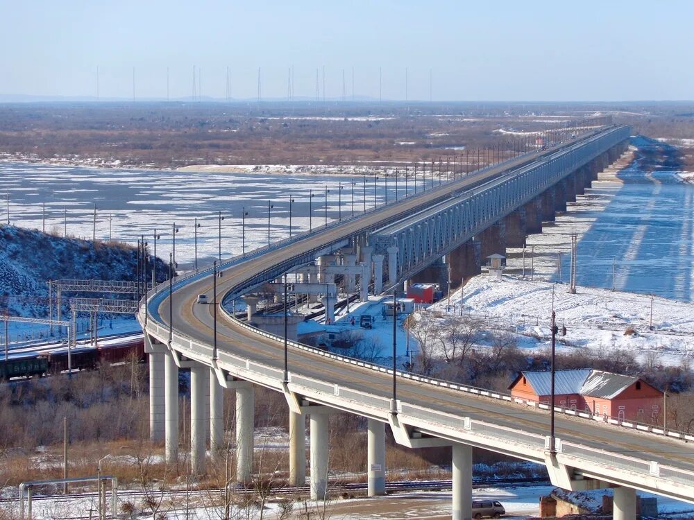 Авто ру амурский. Транссибирская магистраль Амурский мост. Амурский Хабаровская область Амурский мост. Амурский мост в Хабаровске. Мост через Амур в Хабаровске.