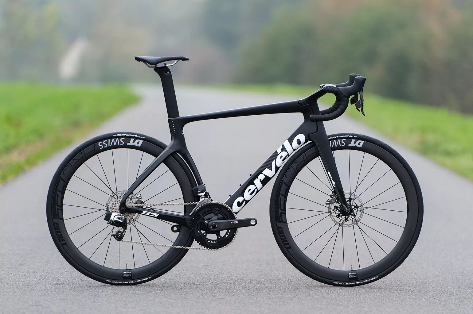 Рейтинг взрослых велосипедов 2023. Cervelo s5. Cervelo s5 2021. Cervelo s5 2022. Cervelo s5 2023.