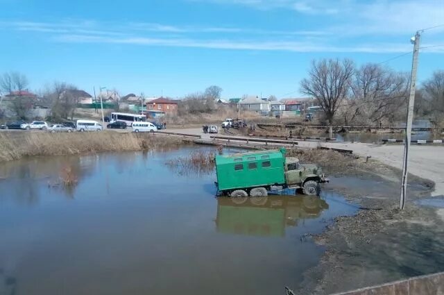 Паводок новоузенск. Наводнение в Калаче Воронежской области 2018. Половодье в Калаче Воронежской области. Паводок в Калаче Воронежской области. Наводнение в Калаче Воронежской области.