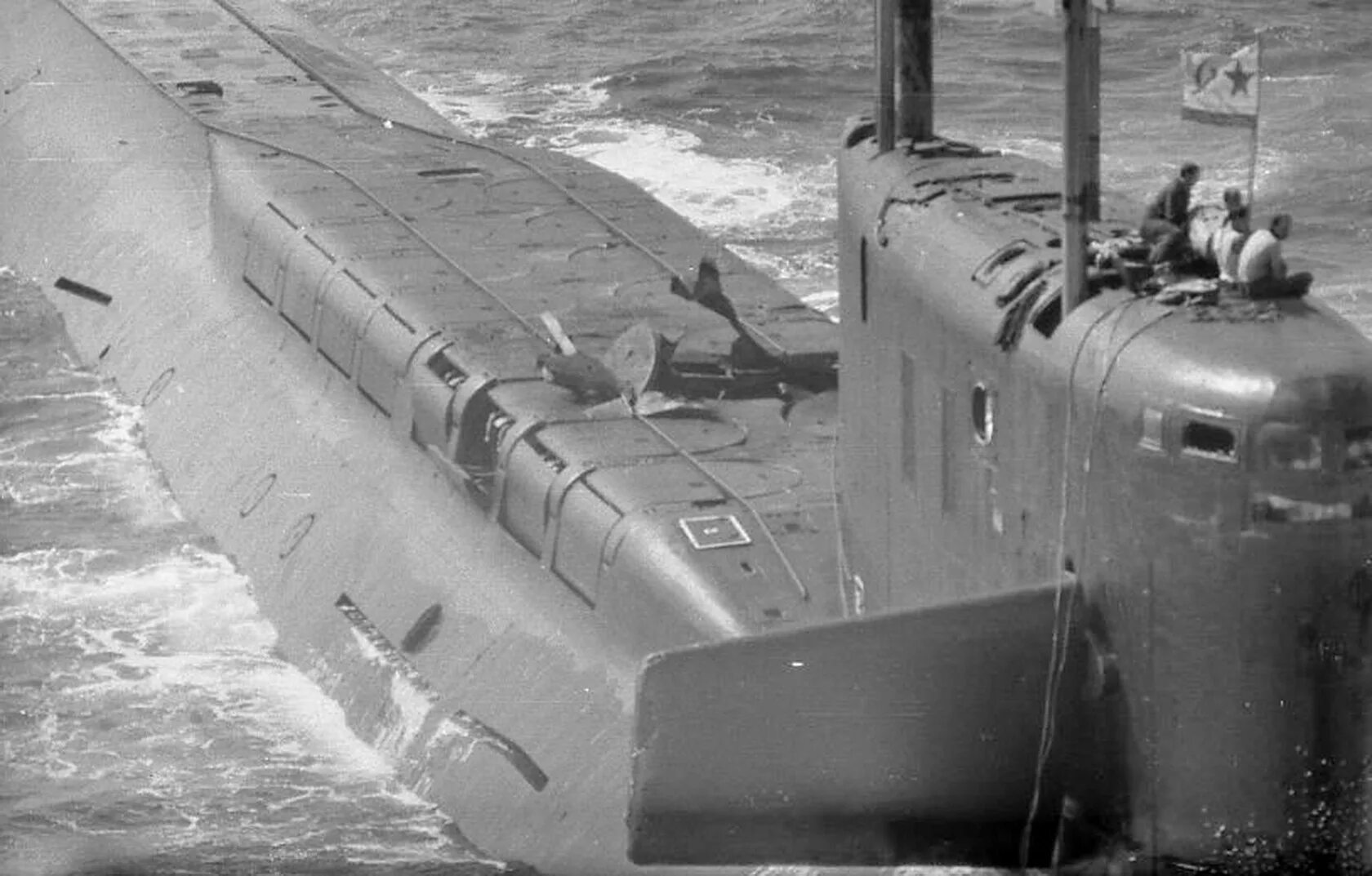 Пл ка. К-219 атомная подводная лодка. Подводная лодка 667а. 667а проект подводная лодка. Подлодка СССР К 219.