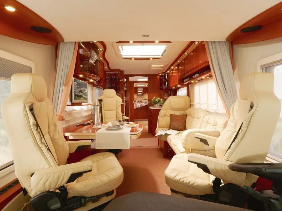 Микроавтобус мерседес лакшери. Автодом concorde charisma. Дом на колесах люкс. Мерседес бенц конкорд центурион 1200. Комфортабельный мир.