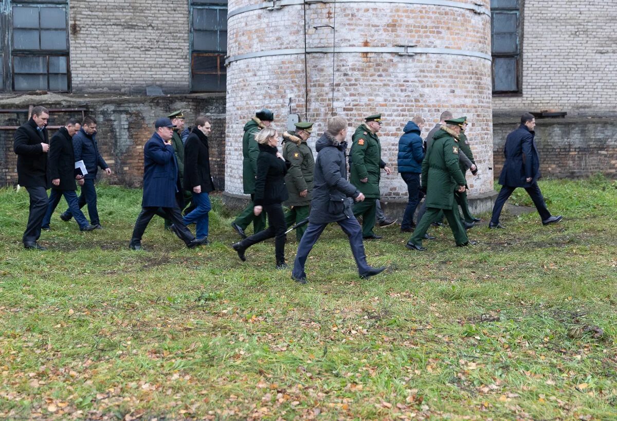 Явстве 3 о. Остров 3 Псковской области. Остров-3 Псковская область военный городок. Псков остров 3 городок. Военный городок 3 Псков.